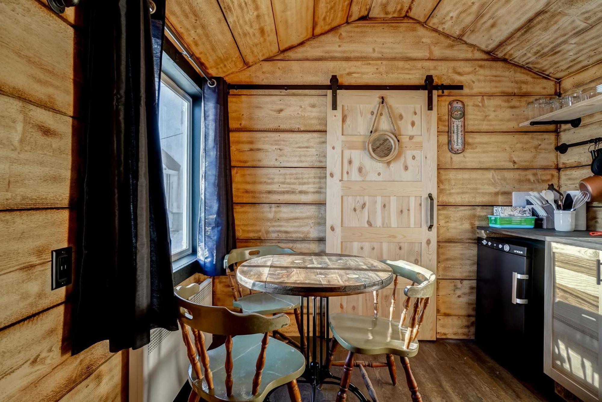 Your Cozy Cabin Retreat Saint-Remi-d'Amherst Kültér fotó