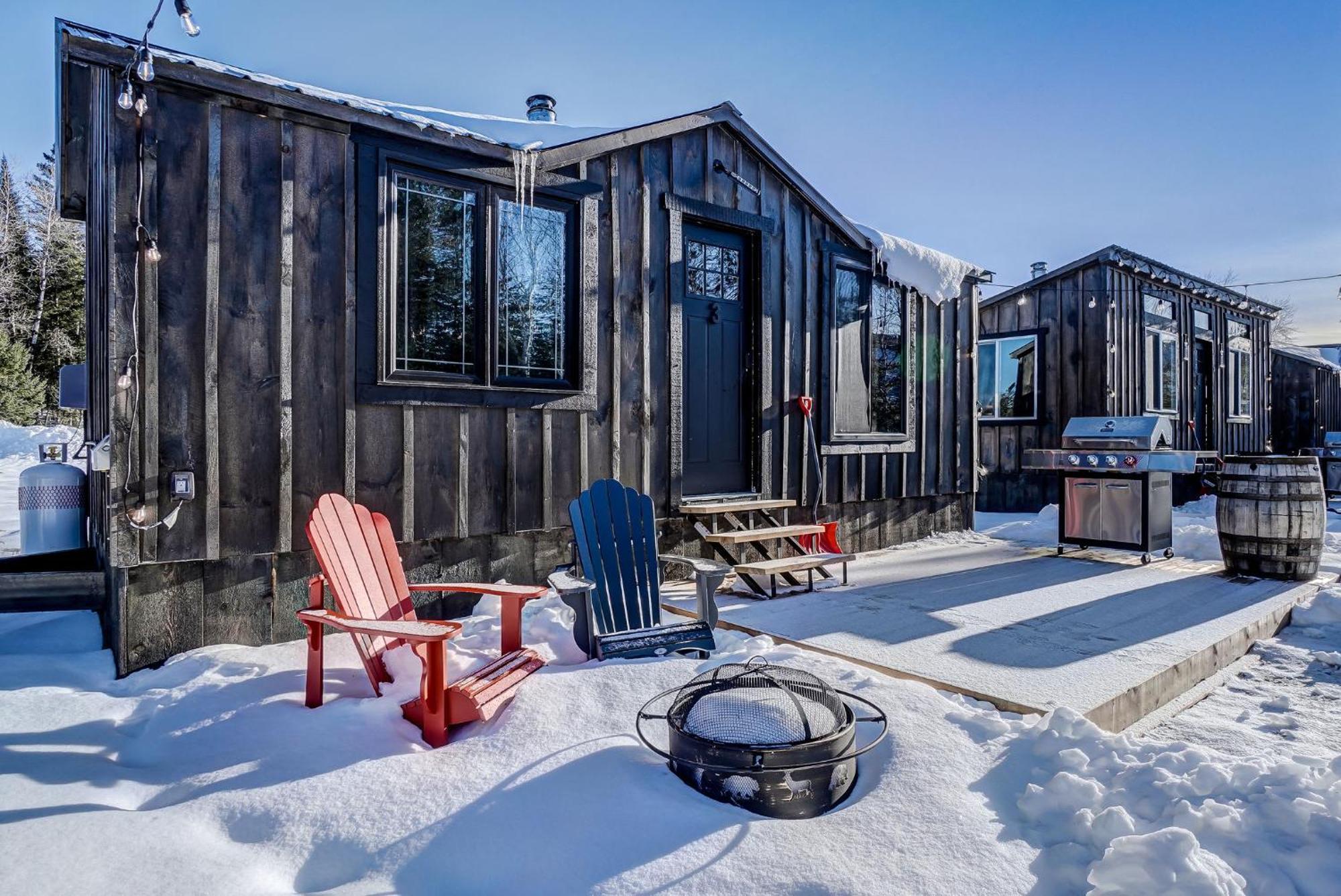 Your Cozy Cabin Retreat Saint-Remi-d'Amherst Kültér fotó