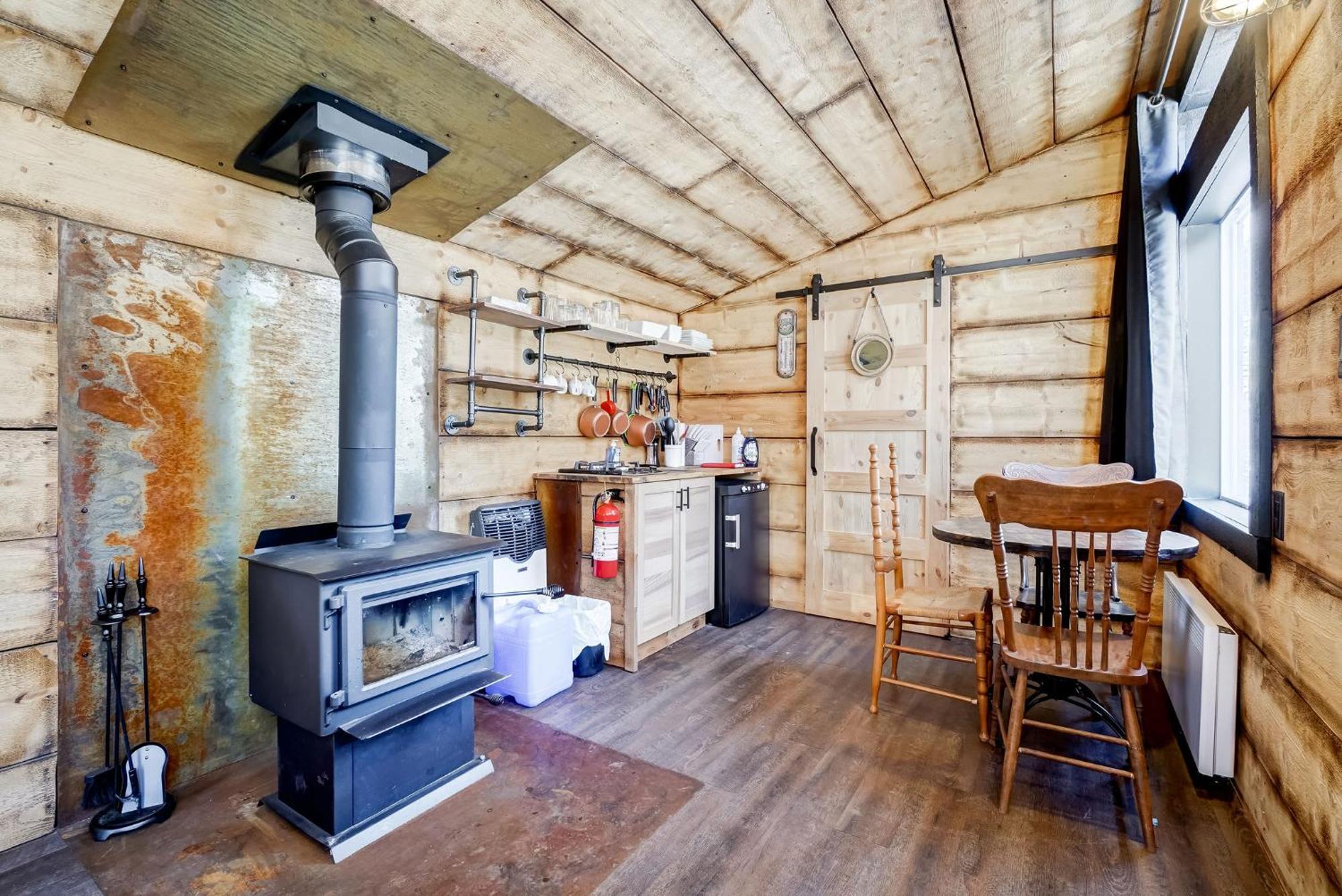 Your Cozy Cabin Retreat Saint-Remi-d'Amherst Kültér fotó